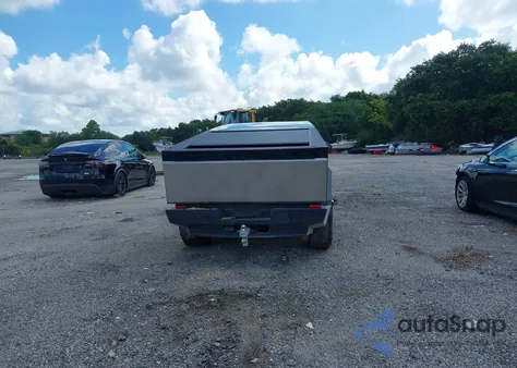 2025 Tesla Cybertruck z USA, uszkodzony, nr VIN 7G2CEHED1SA058416